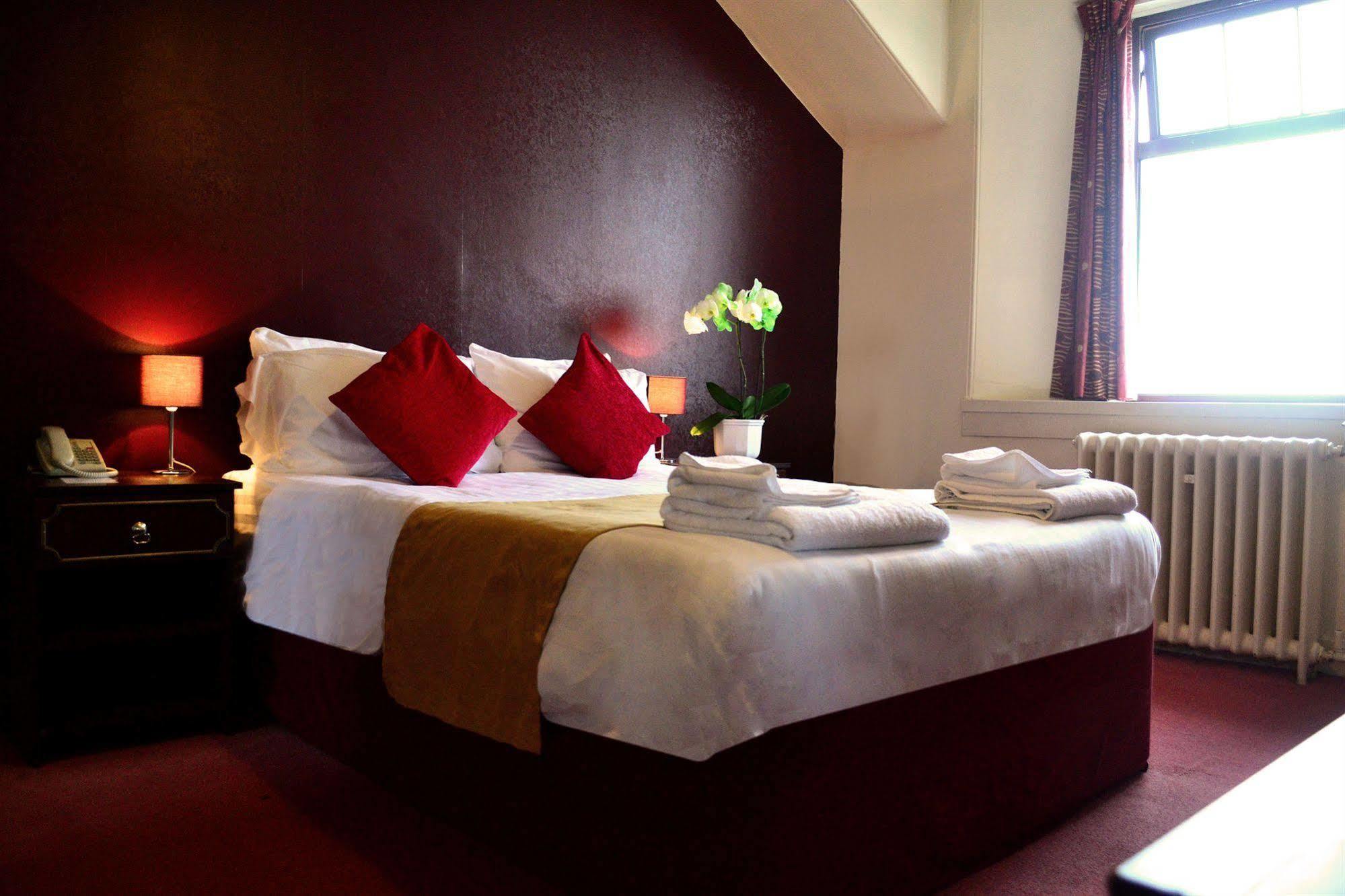 Stotfield Hotel Lossiemouth Extérieur photo